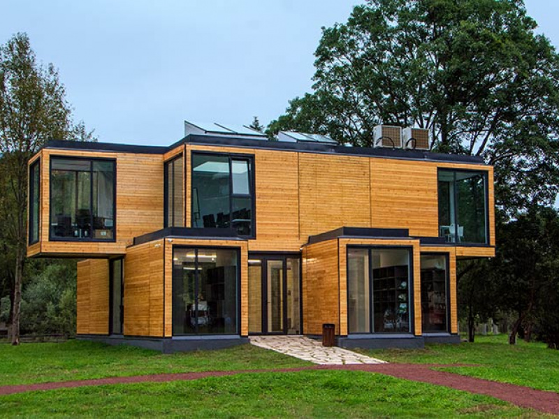 Investovanie do nehnuteľností v Slovensku: Výhody a riziká